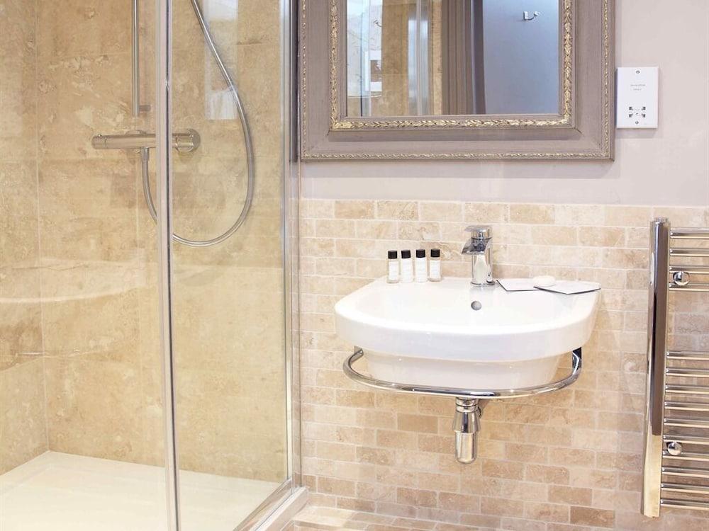 Flower Pot Hotel Sunbury-on-Thames Εξωτερικό φωτογραφία