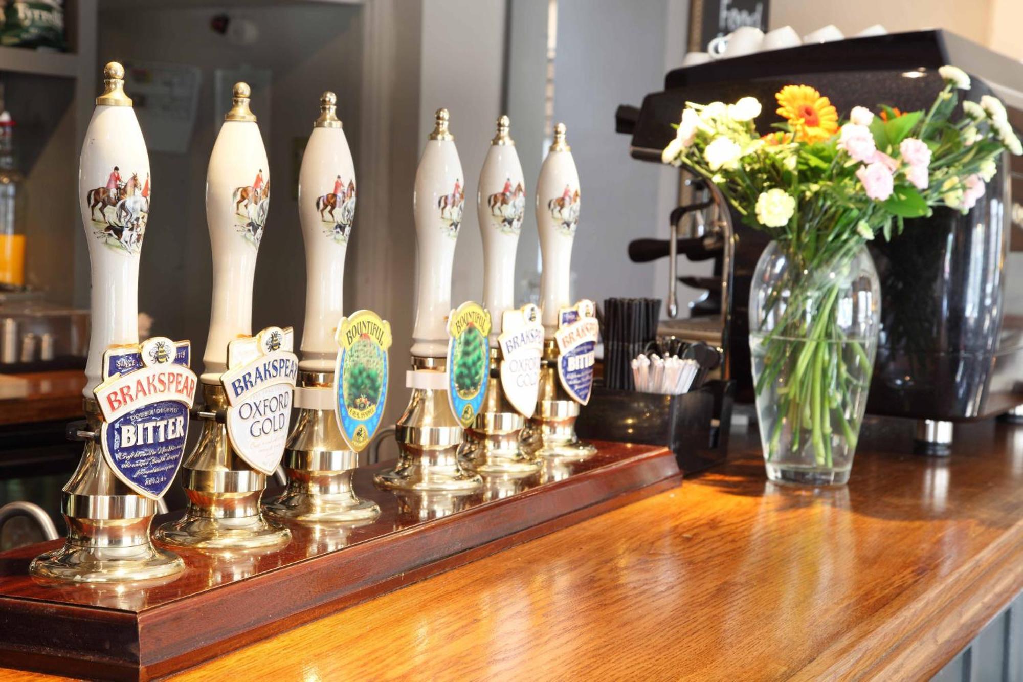 Flower Pot Hotel Sunbury-on-Thames Εξωτερικό φωτογραφία