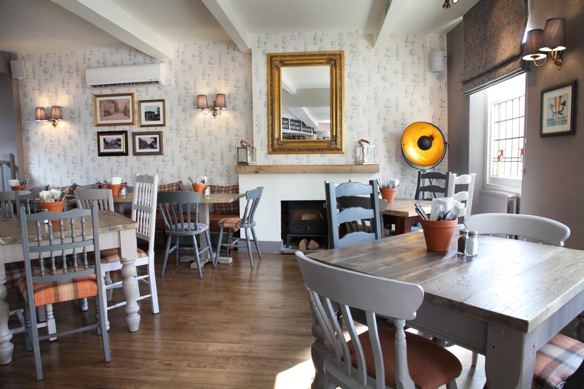 Flower Pot Hotel Sunbury-on-Thames Εξωτερικό φωτογραφία