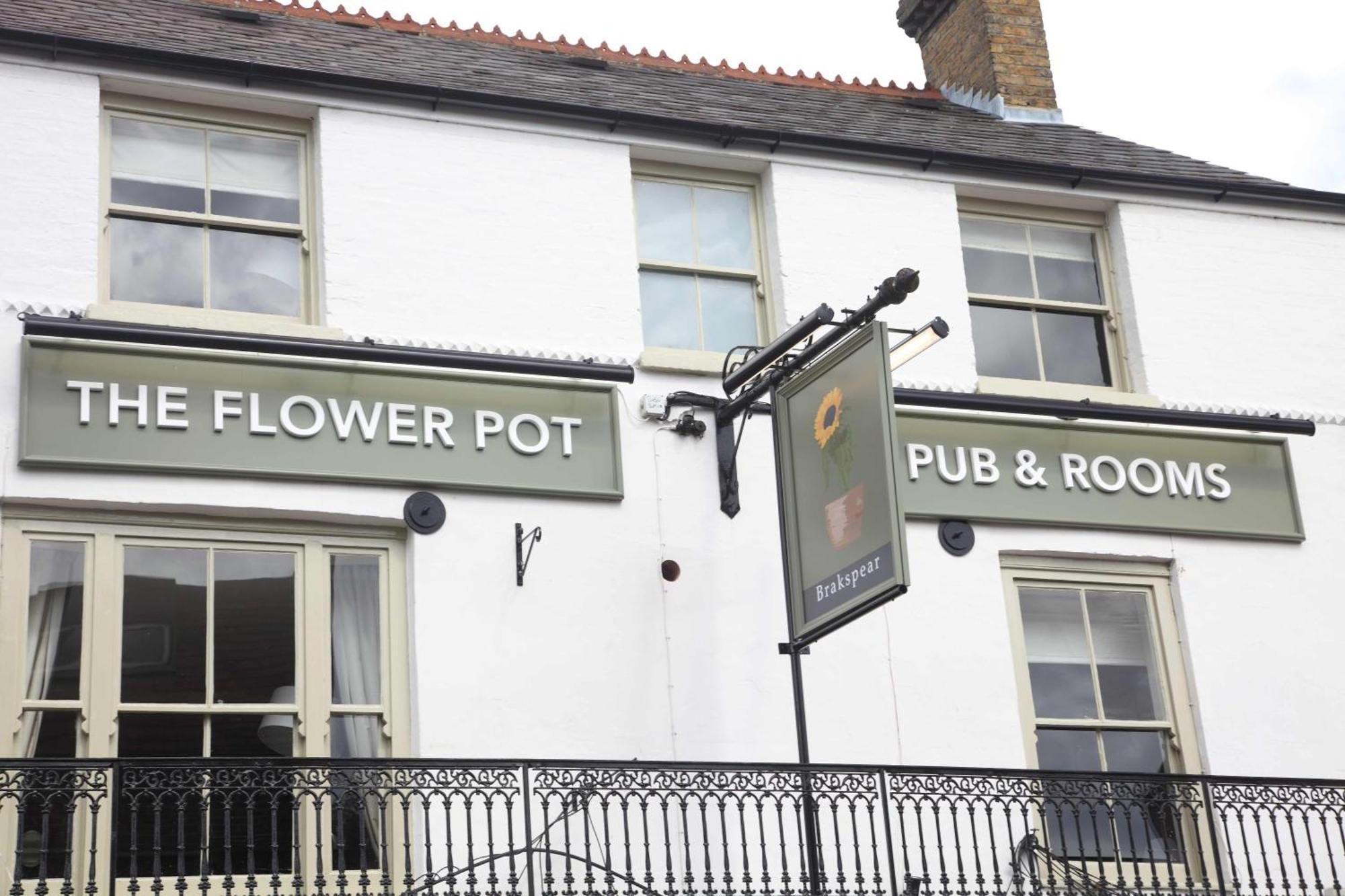 Flower Pot Hotel Sunbury-on-Thames Εξωτερικό φωτογραφία