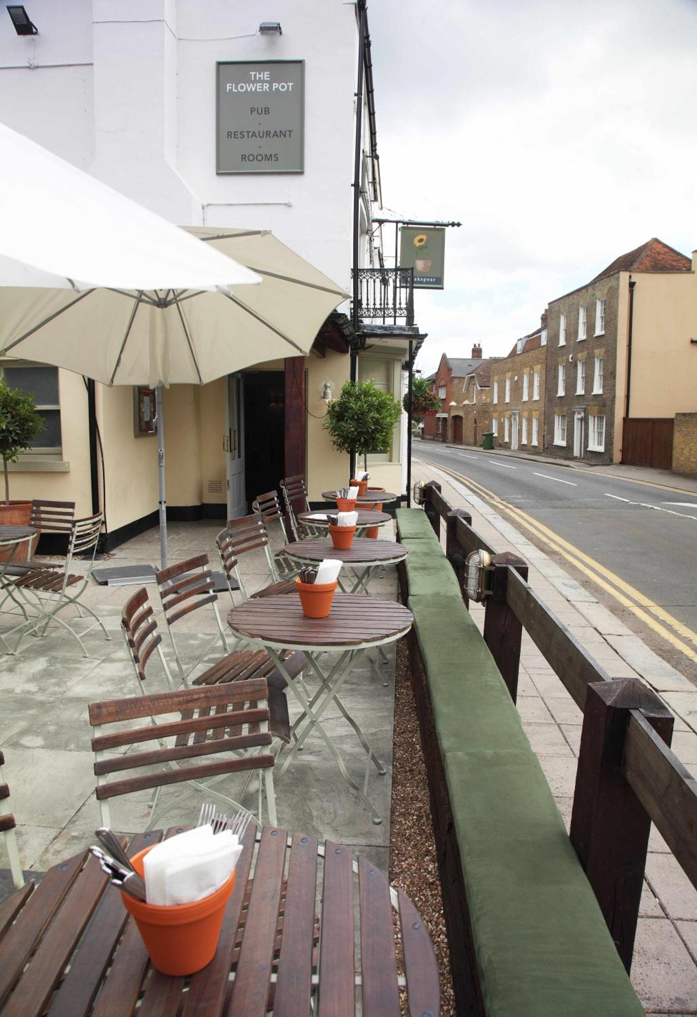 Flower Pot Hotel Sunbury-on-Thames Εξωτερικό φωτογραφία