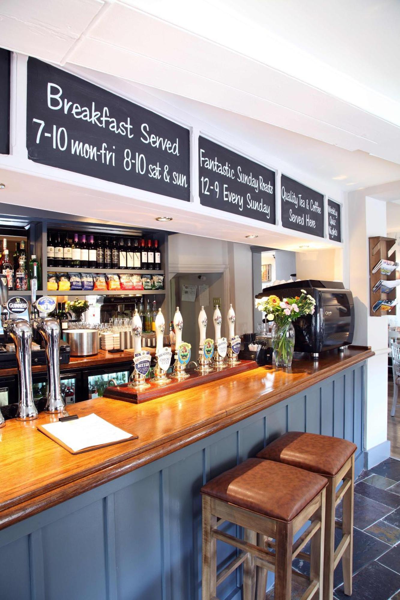 Flower Pot Hotel Sunbury-on-Thames Εξωτερικό φωτογραφία