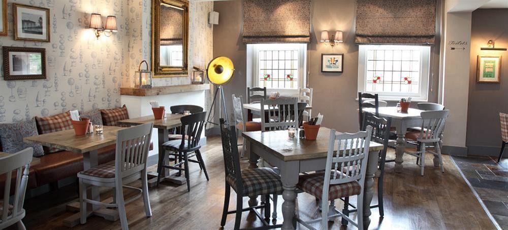 Flower Pot Hotel Sunbury-on-Thames Εξωτερικό φωτογραφία