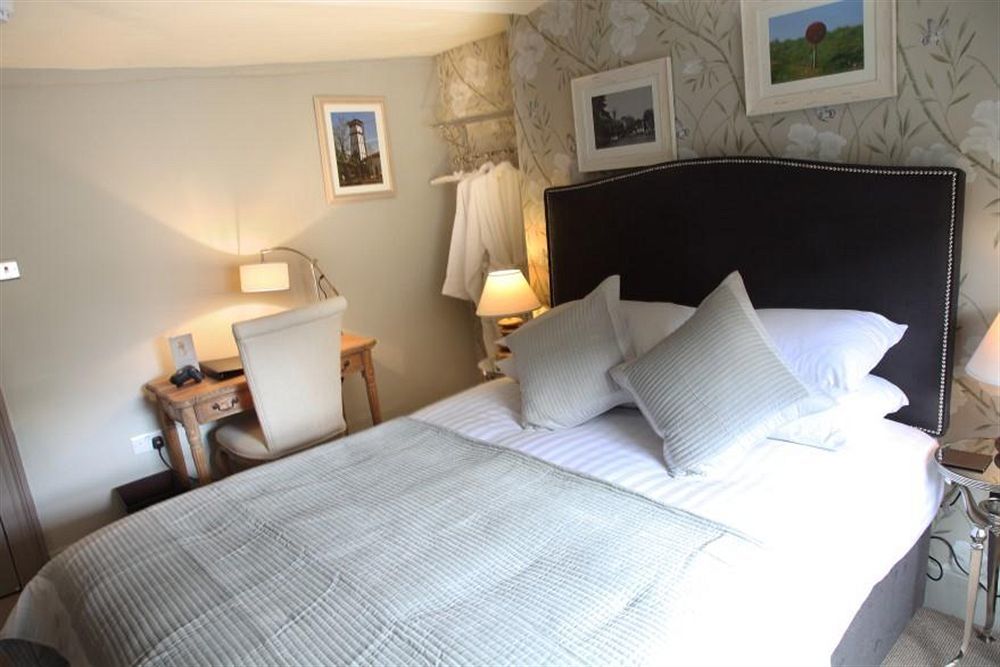 Flower Pot Hotel Sunbury-on-Thames Εξωτερικό φωτογραφία